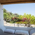 Charming House In With Sea View Casa vacanze *