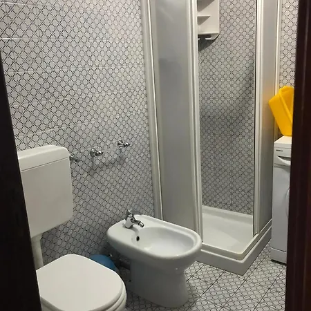 Charming House In With Sea View بيت للعطل